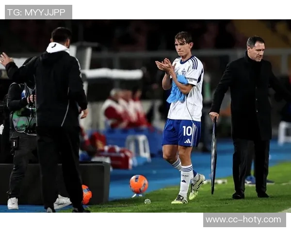 青春风暴来袭阿斯报道皇马首发平均年龄仅25岁将回购帕斯与切马