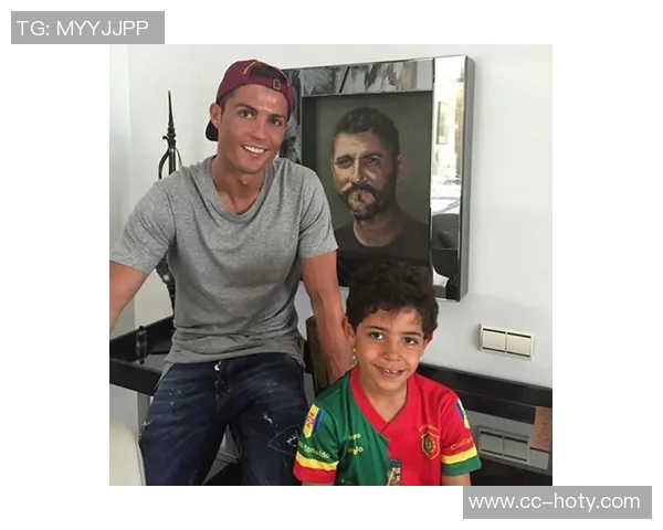 迷你罗继承父亲遗志15岁小将入选葡萄牙U16新阵容引关注